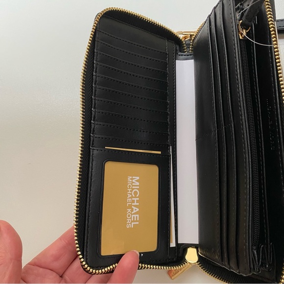 NWT Michael Kors Jet Set Travel Large Pebbled Leather Wristlet - Picture 5 of 15